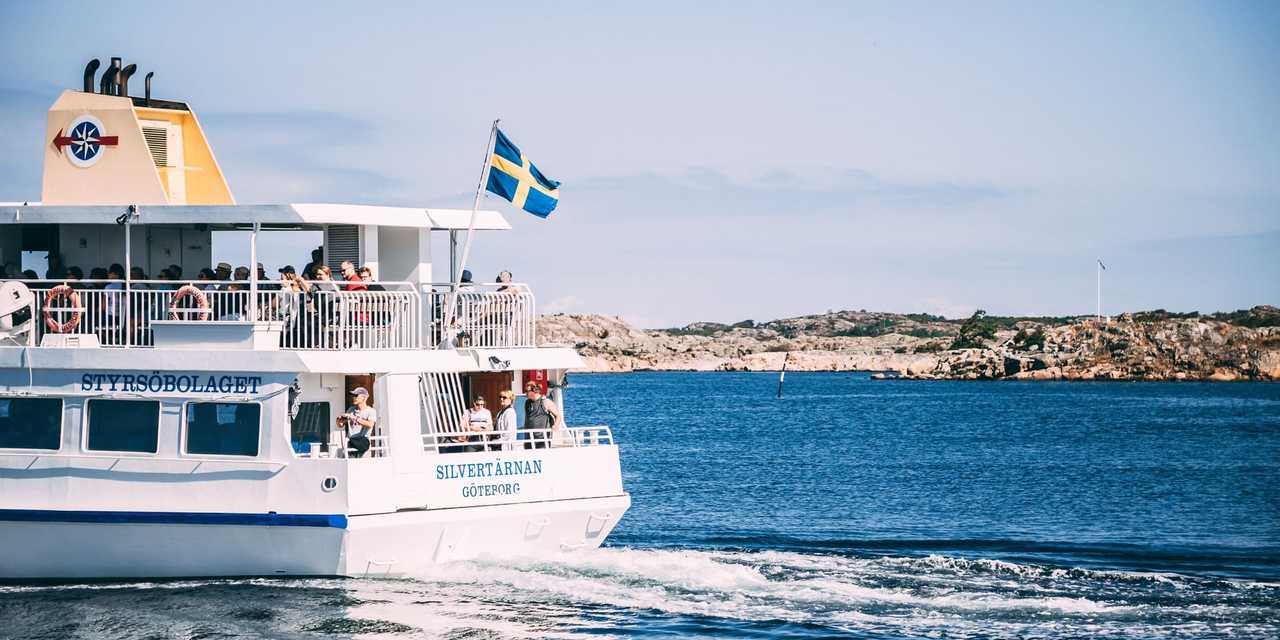 Båten seglar