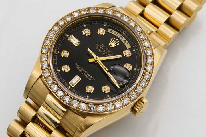 Kultainen Rolex